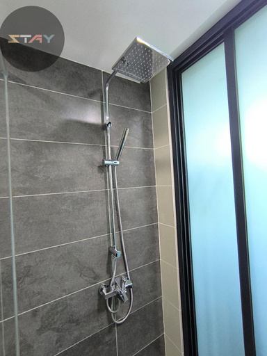 Bathroom 3, Almas Netflix 100mbps By STAY, Johor Bahru