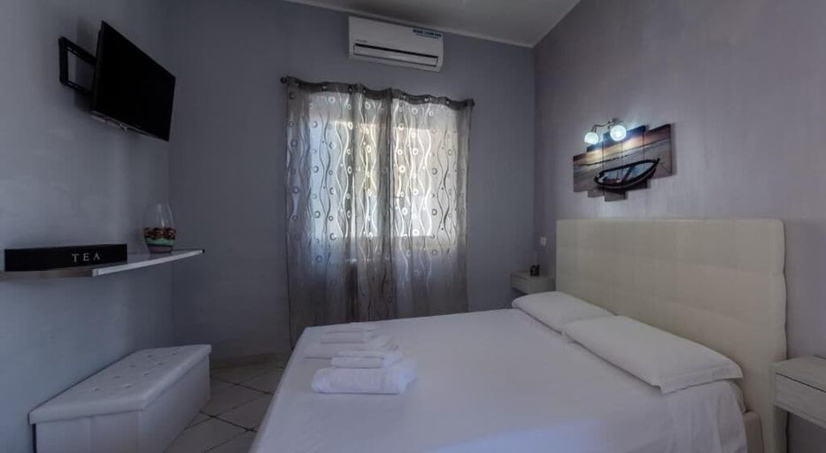Bedroom 3, ALBACHIARA GUEST HOUSE, Roma