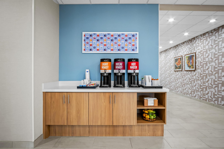 Food & Drinks 5, Hampton Inn & Suites Waxahachie, Ellis