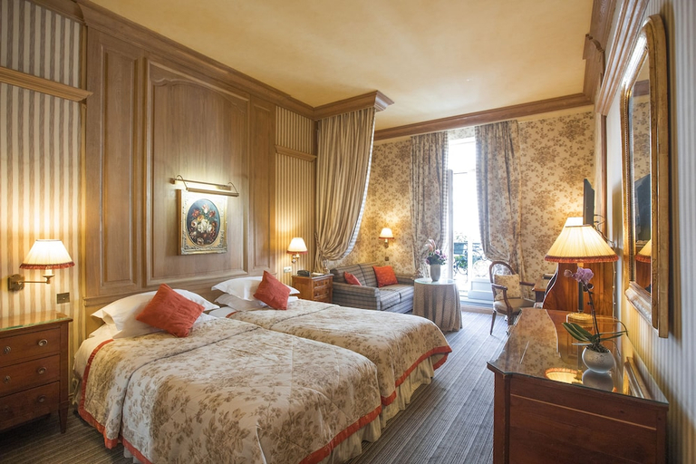 Bedroom 2, Hotel Chambiges Elysées, Paris