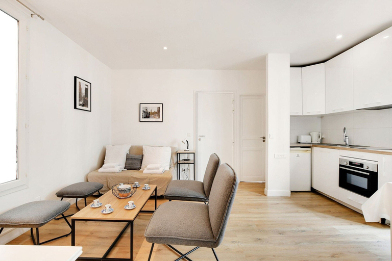 Others 2, Cosy Apartment- Montmartre, Paris