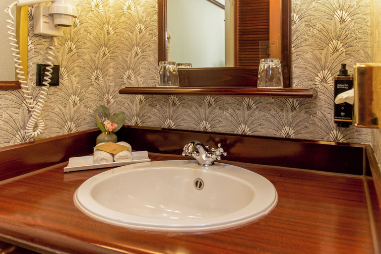 Bathroom 5, Mercure Hotel Frankfurt Airport Langen, Offenbach