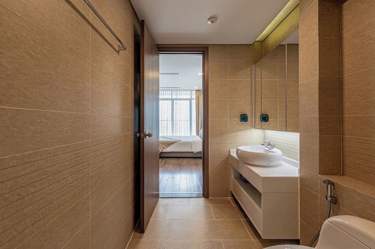 Bathroom 4, Bluesky Gateway Residence Luxury, District 2