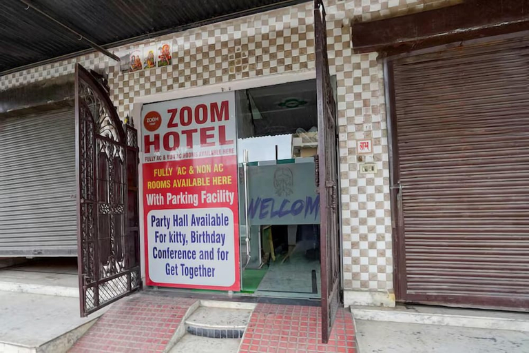 Exterior & Views 2, Zoom Hotel, Ghaziabad