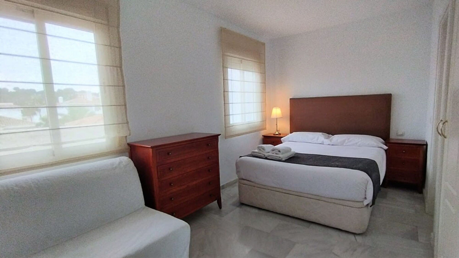 Room 4, Top Floor 2 Bedroom Duplex 360 Views F-5, Málaga