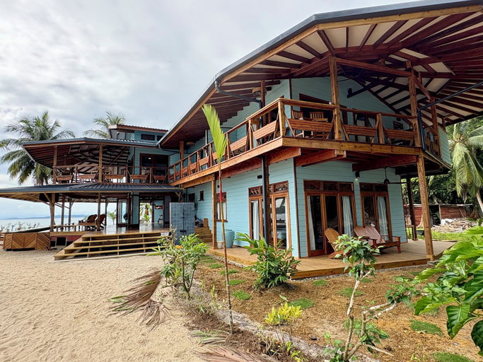 Exterior & Views 2, Bocas Beachfront Lodge, Bocas del Toro