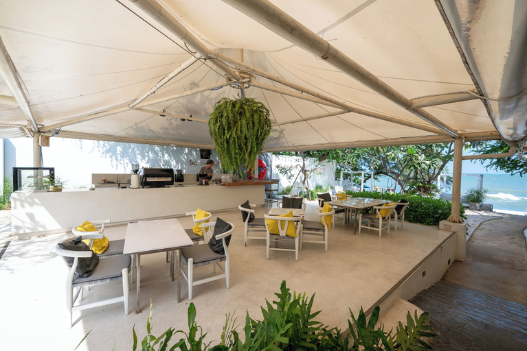 Food & Drinks 5, Sanae Beach Hua Hin, Hua Hin