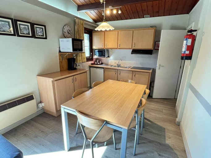 3, Comfortable Chalet in Oignies for 6, Namur