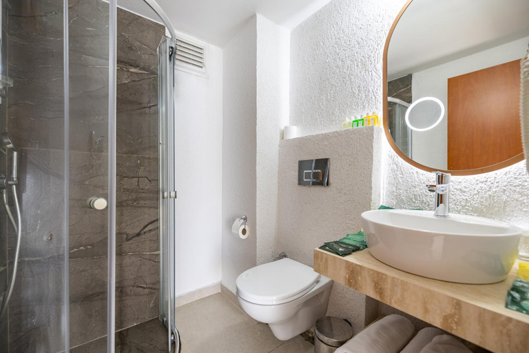 Bathroom 5, Petunya Beach Resort, Bodrum