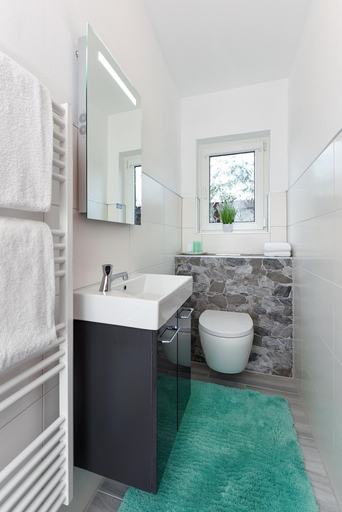 Bathroom 5, Ferienwohnung fur 4 Personen Mitten in Bensersiel, Wittmund
