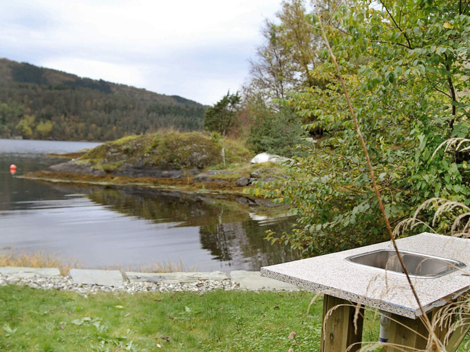 Others 4, 5 Person Holiday Home in Lonevag, Osterøy