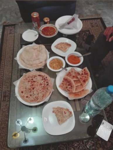 Food & Drinks 4, Clifton Inn Guest House, Karachi
