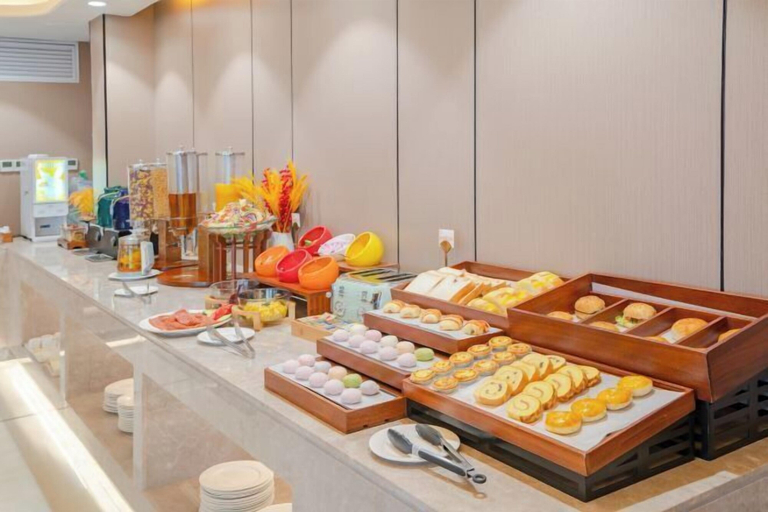 Food & Drinks 4, Vienna International Dg Chang An North Station, Dongguan