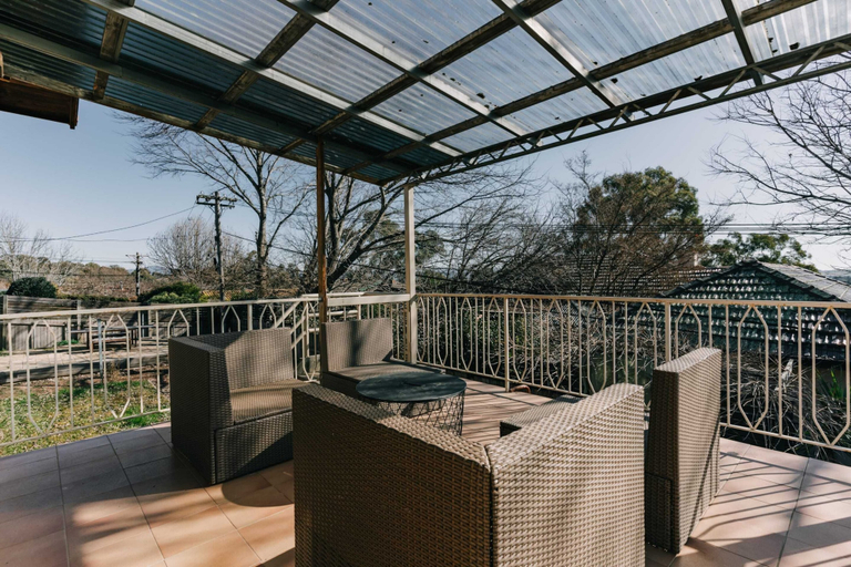 Balcony, Restful Canberra Retreat in Spacious Terrace Home, Canberra