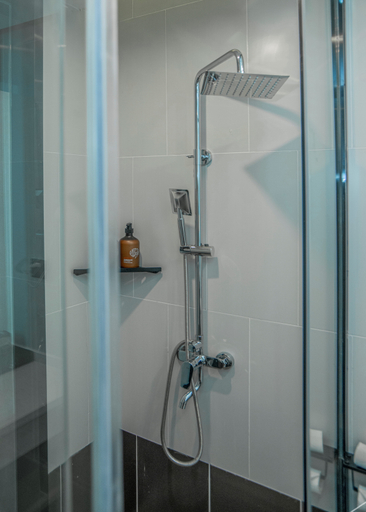 Bathroom 5, IU Hotel Lanzhou West Railway Station University of Science and Technology, Lanzhou