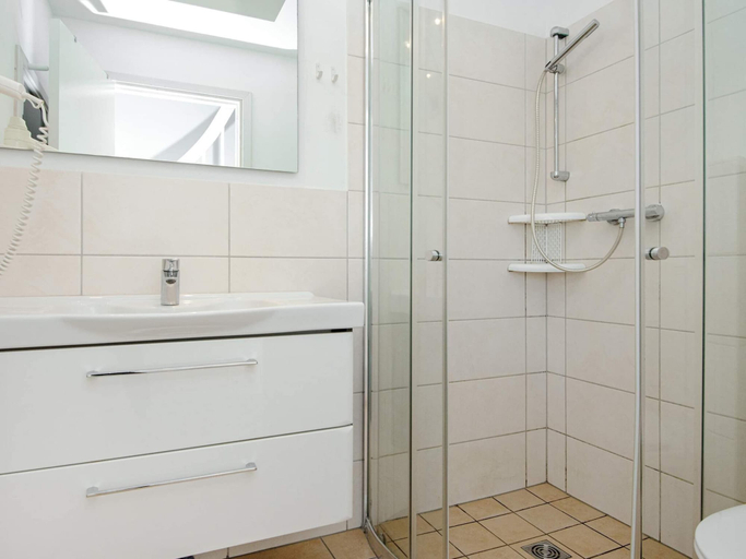Bathroom, Holiday Home in Wendtorf, Plön