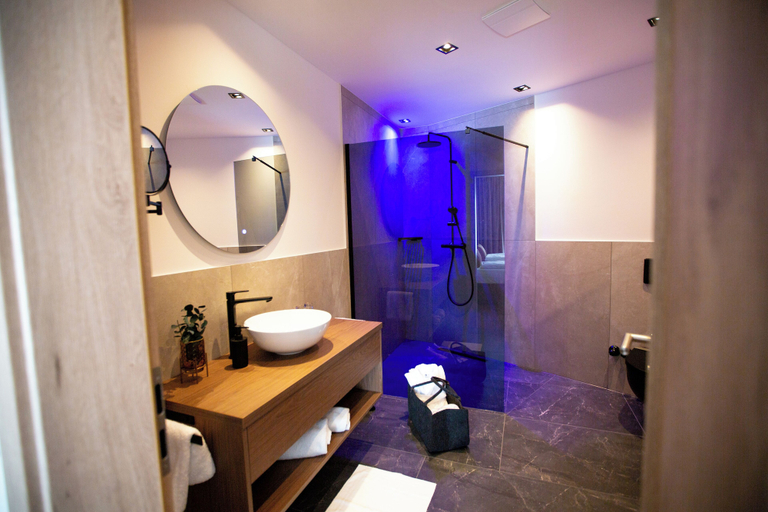 Bathroom 4, Stadthotel Lichtenfels, Lichtenfels