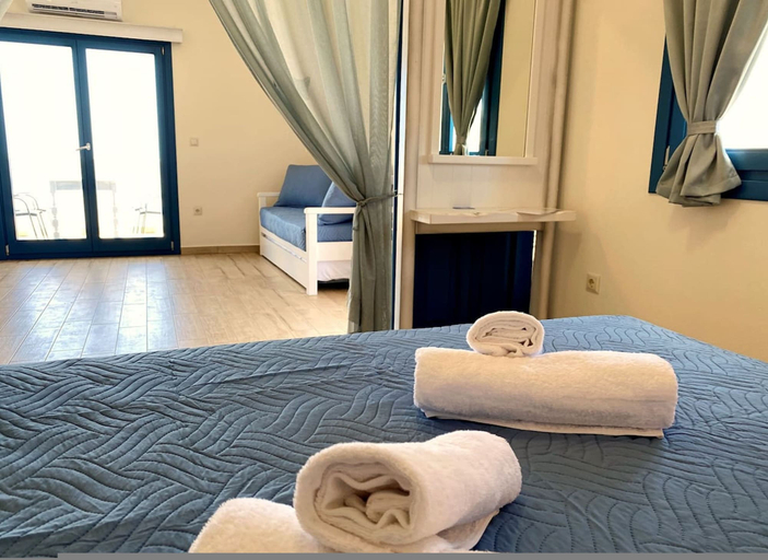 Room 5, Michail Suites Afiartis Diakoftis, South Aegean
