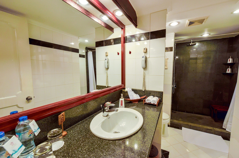Bathroom 4, Victoria Chau Doc Hotel, Chau Doc