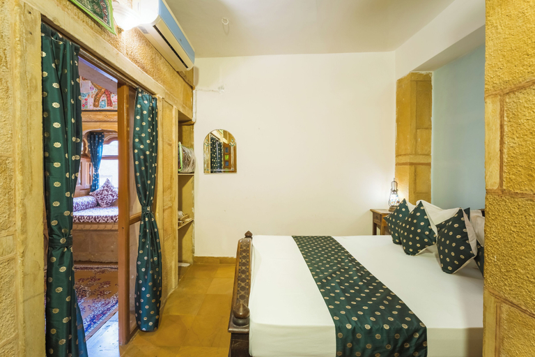 Bedroom 3, Hotel Rajmandir, Jaisalmer