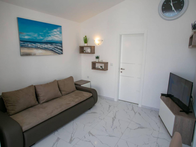 Others 4, One-Bedroom Deluxe City View Apartment, Novalja