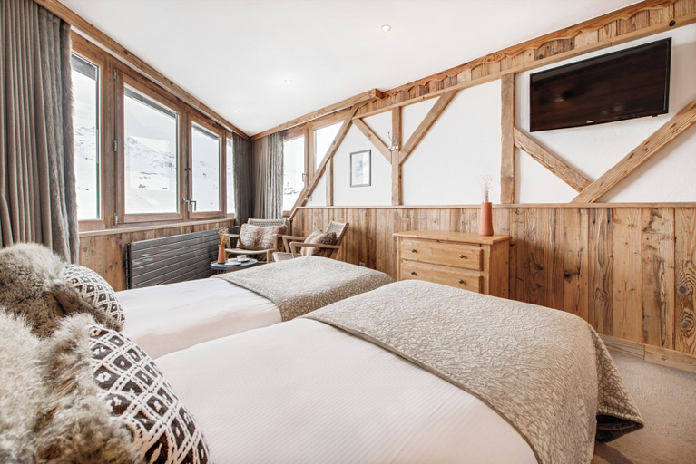 Bedroom 3, Hôtel des 3 Vallées, Savoie