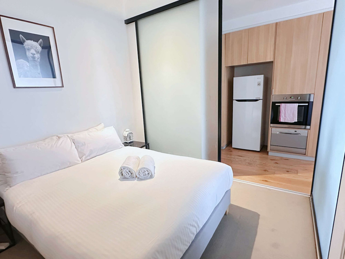 Interior 4, A Chic 2BR Apt Across From Southern Cross Station, Melbourne