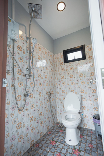 Bathroom, Boom Hostel Khao Sok, Phanom