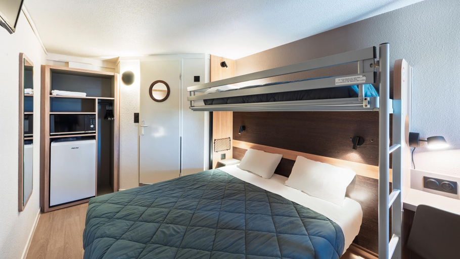 Bedroom 4, Premiere Classe Bordeaux Ouest - Eysines, Gironde