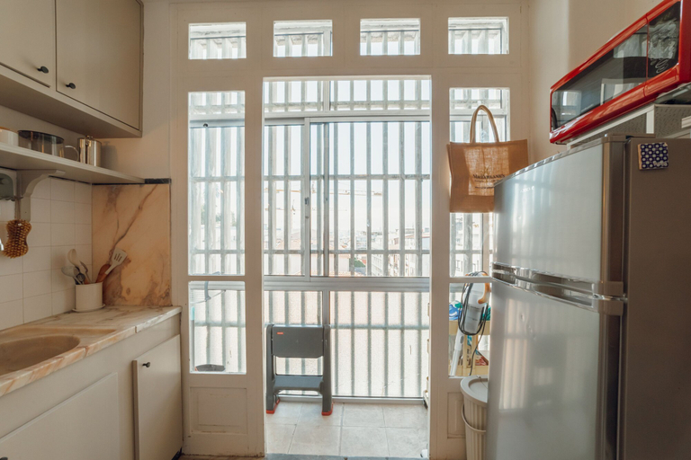 Room 2, Santa Catarina Flat 2BD With Balcony by Vacationy, Porto