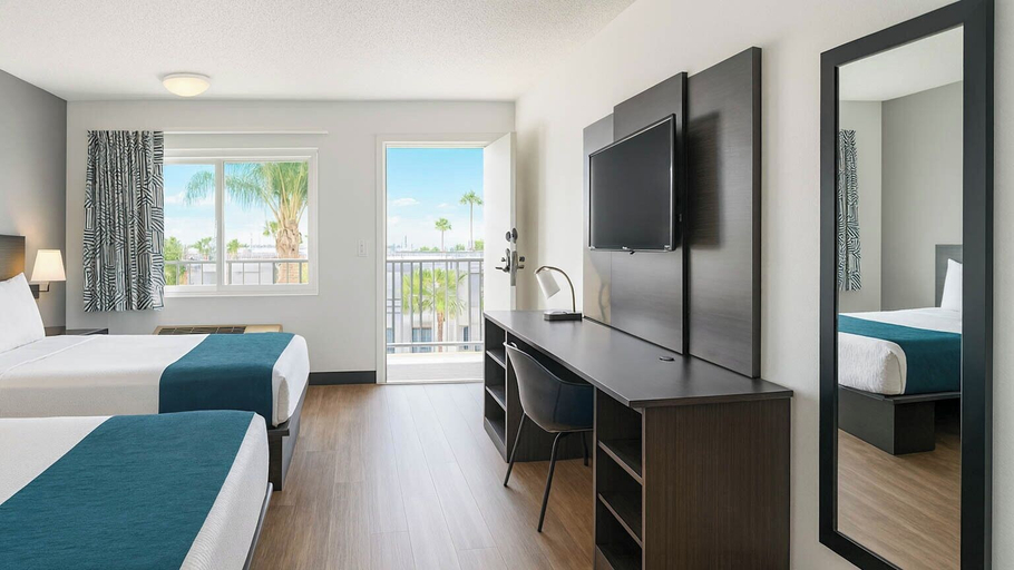 Bedroom 3, Motel 6 Anaheim Maingate, Orange