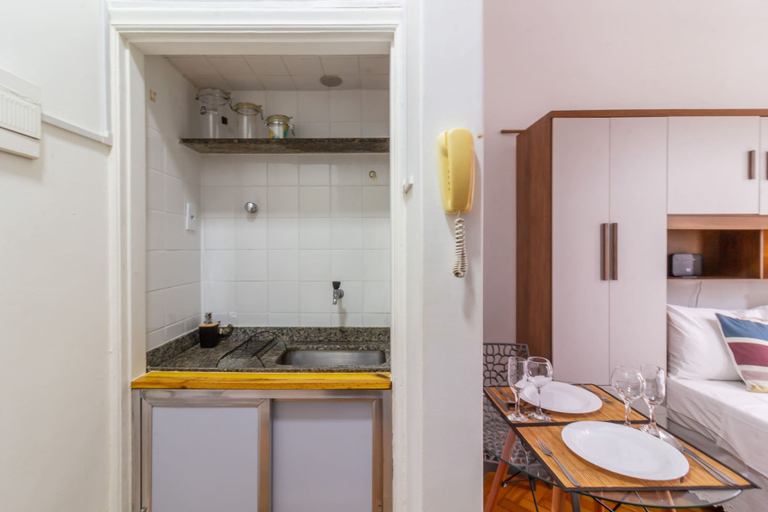 Room 2, 5 Minutes From Copacabana Beach Br902, Rio de Janeiro