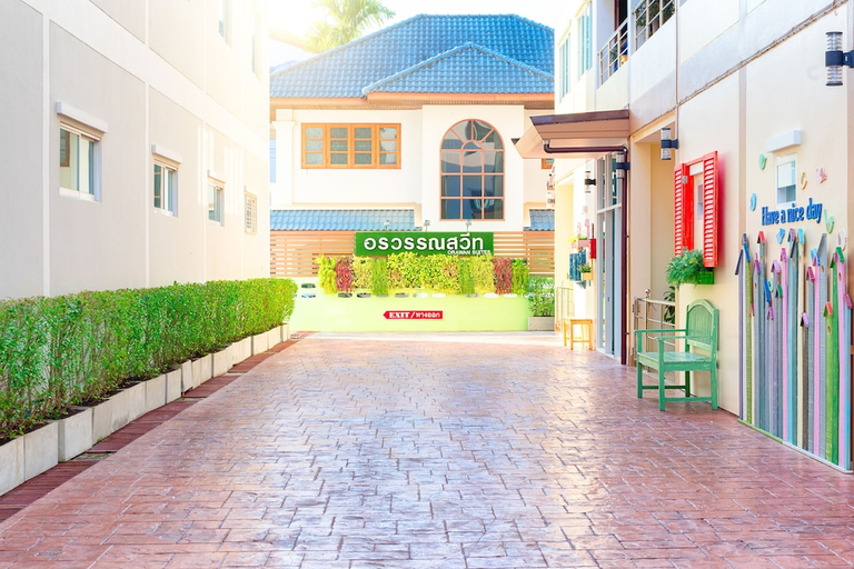Exterior & Views 2, Orawan Suites, San Sai