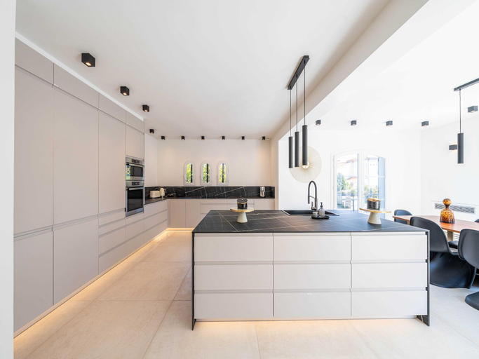 4, Sumptuous villa - AC- 6BR- 12P- Cannes, Alpes-Maritimes