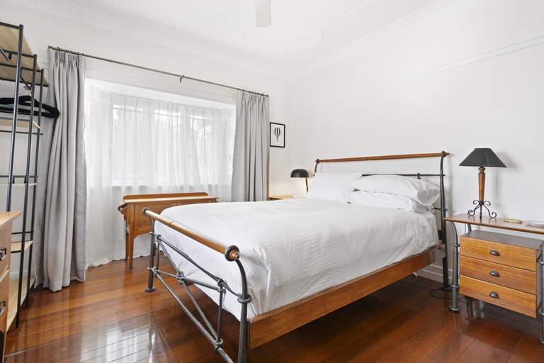 Room 4, Spacious Family Home With Garden in Quiet Suburb, Kedron