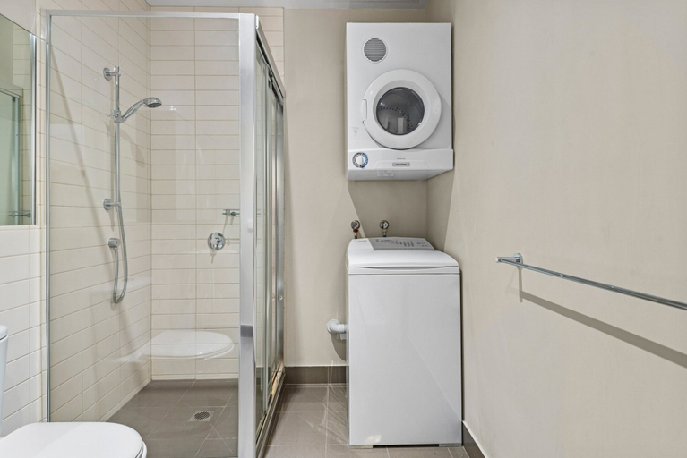 Bathroom 5, Chic Inner City Convenience, With Secure Parking, Melbourne