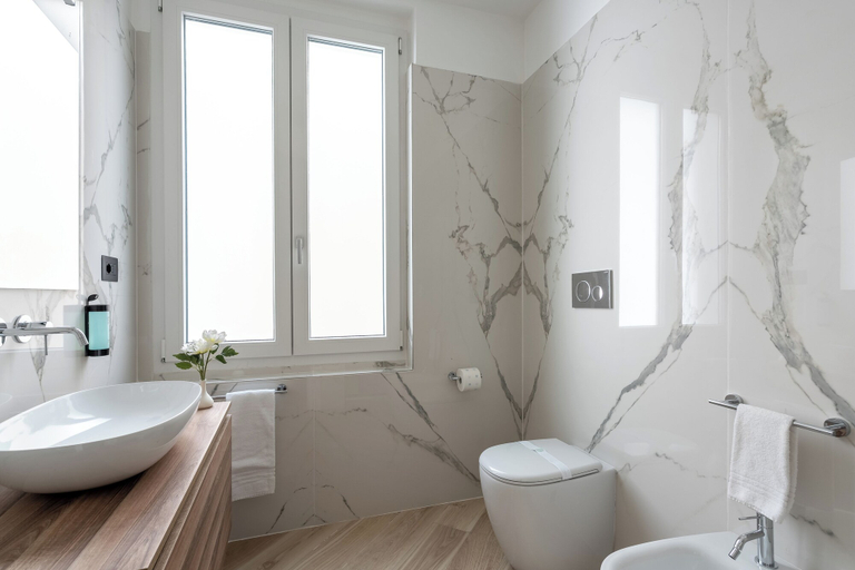 Bathroom 5, Domus Mea Suite, Florence