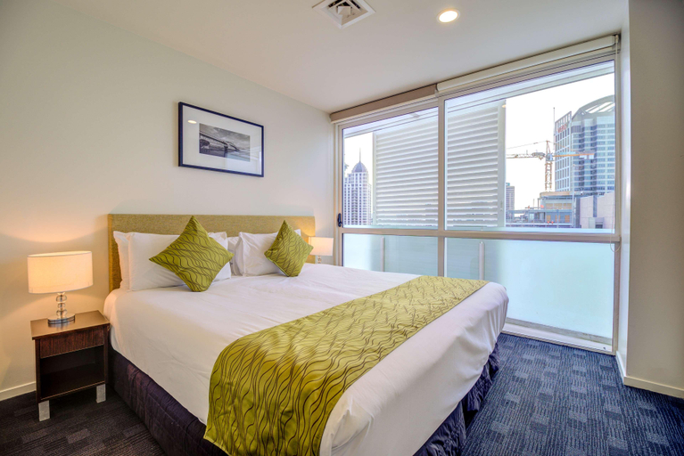Bedroom 3, The Quadrant Hotel & Suites, Waitakere