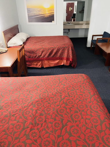 Bedroom 2, Executive Inn, Muskogee