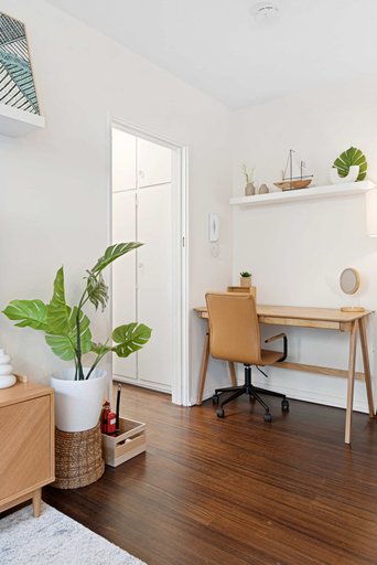 Interior 3, Contemporary 1-bed Unit Near Chapel St, Melbourne