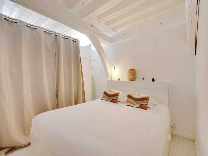 1, Elegant apartment -2BR-4P- Le Marais, Paris