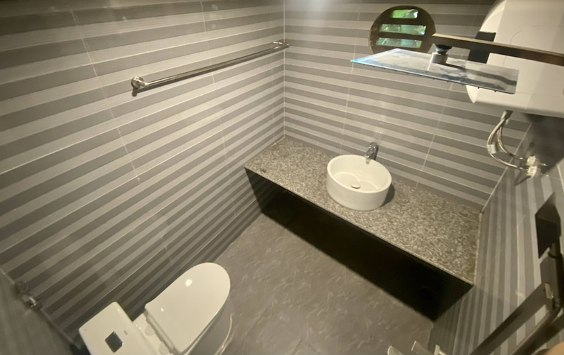 Bathroom 4, Ba Be Lakeside Bungalow, Ba Bể