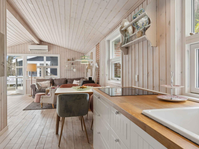 Interior 4, 5 Star Holiday Home in Nykobing Sj, Odsherred