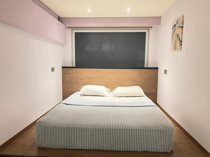 C Family Hotel Room Type - Cargo Double