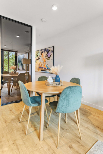 Private kitchen 3, Contemporary 1-bed in the Heart of St Kilda, Melbourne