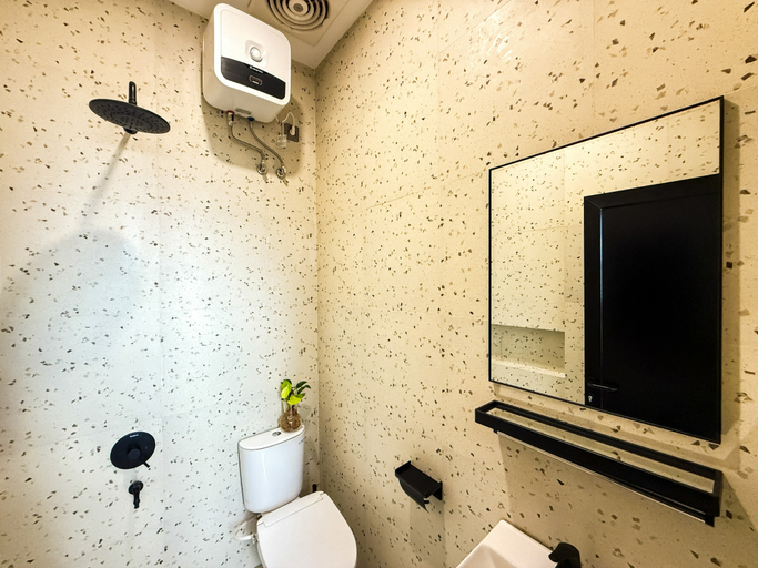 Bathroom 5, Villa Starlight Sentul by SAKALAVASA, Bogor