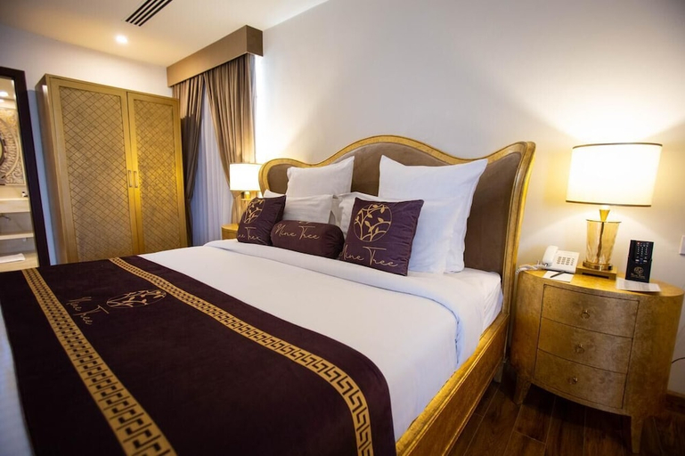 Bedroom 2, Nine Tree Luxury Hotel & Suites, Lahore