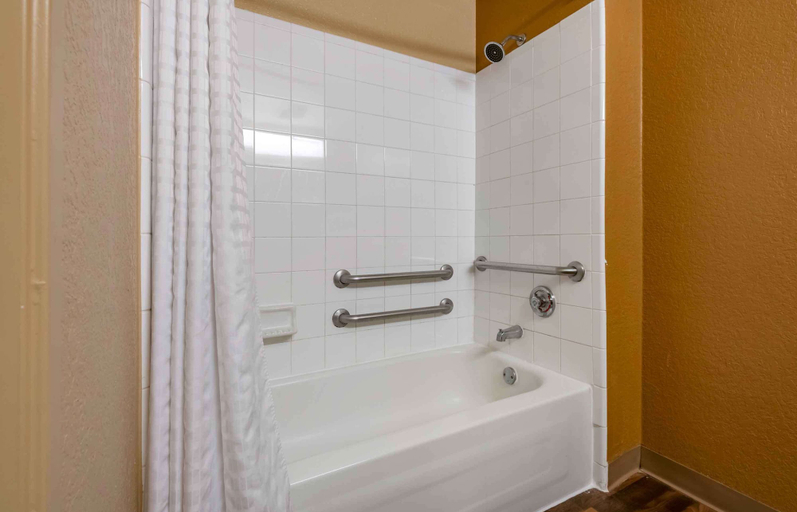 Bathroom 4, Extended Stay America Suites Orlando Altamonte Springs, Seminole