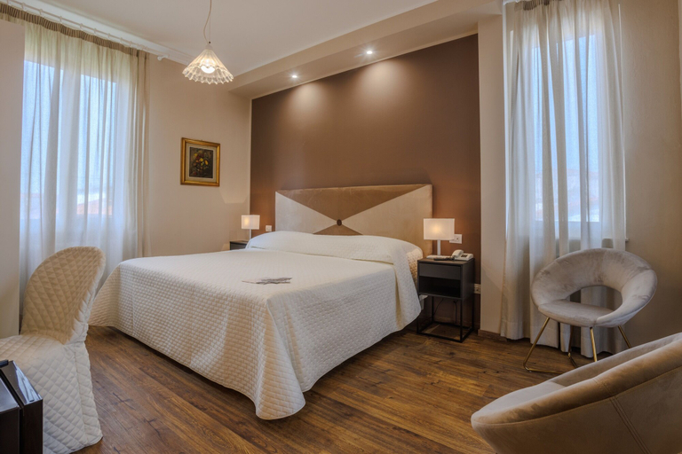 Bedroom 3, Hotel Alassio, Pistoia