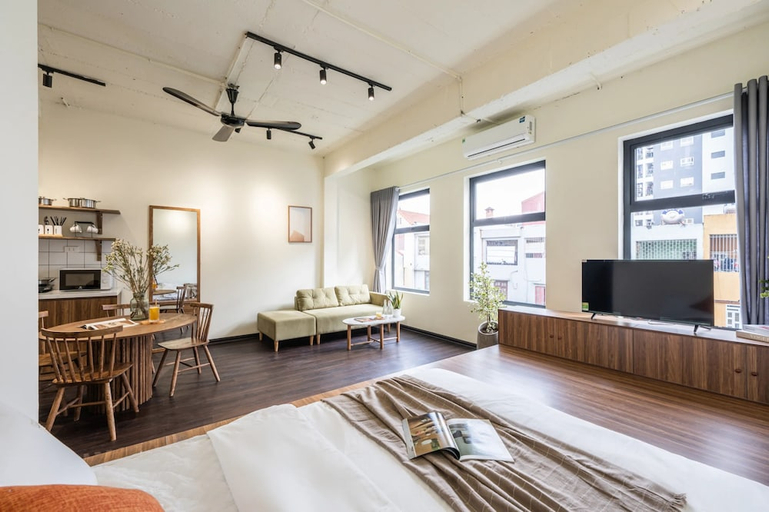 Others 2, UNIQUE Creative Apartment w SKY View, Hai Bà Trưng